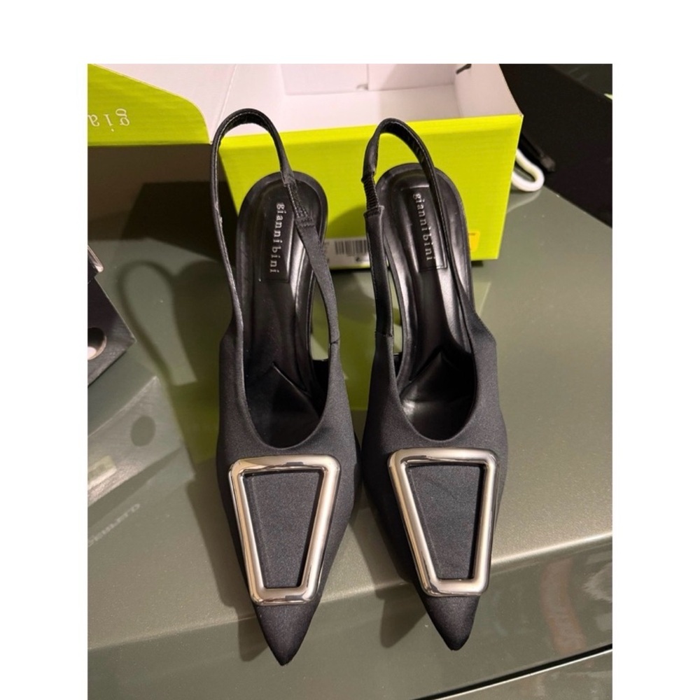 Gianni Bini Black Slingback Heels